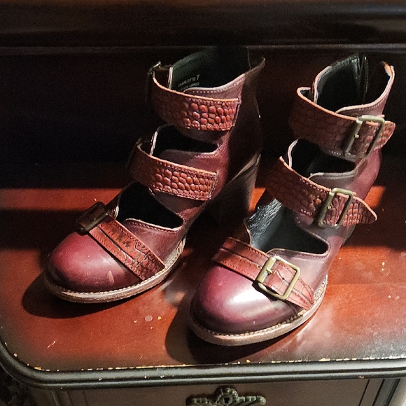 freebird Shoes - Freebird Burgundy Heeled Boots with Buckle Straps